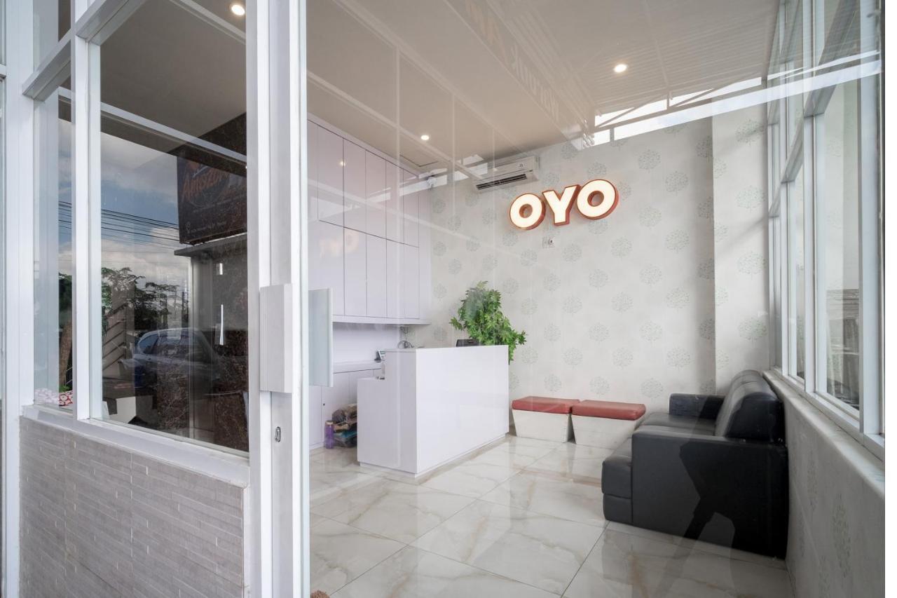 Oyo 291 Medan City Syariah Екстер'єр фото
